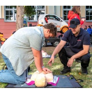 Wolscy uczniowie na Pikniku Krwiodawstwa